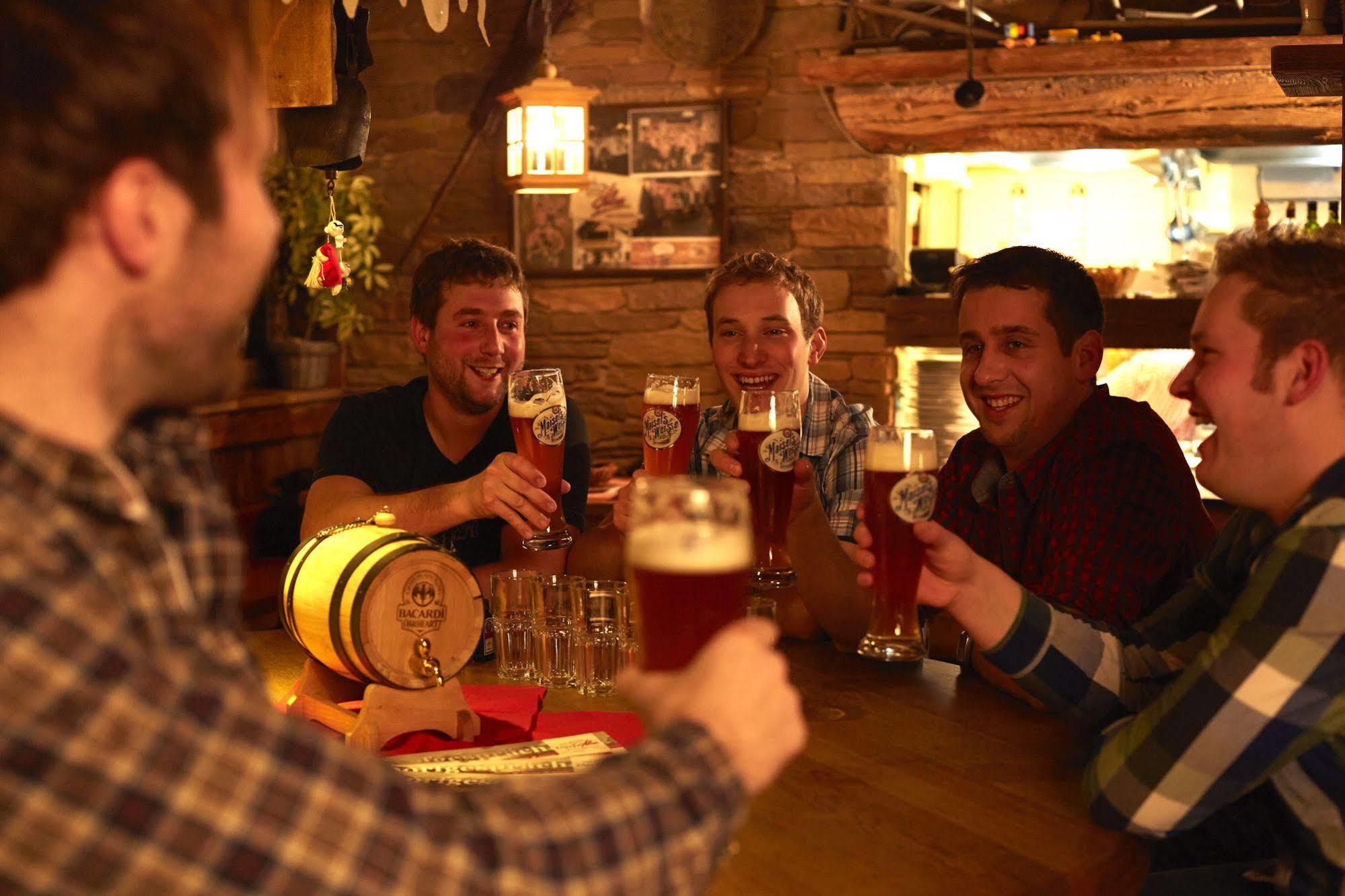 Dorf Alm Willingen Hotel วิลลิงเงิน ภายนอก รูปภาพ